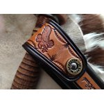 POUZDRO NA LOVECKÝ ZAVÍRÁK (detail)